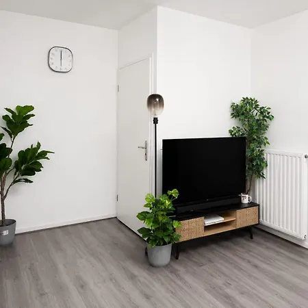 2piece Apartment